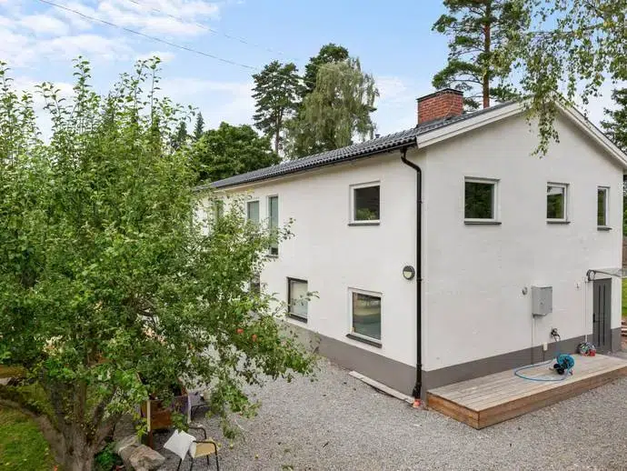 House, 8 rooms, 194 m²