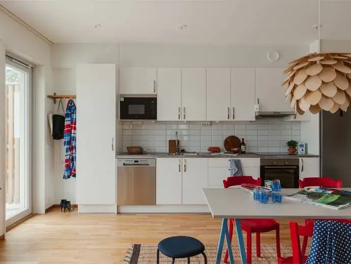 Apartment, 4 rooms, 105 m²