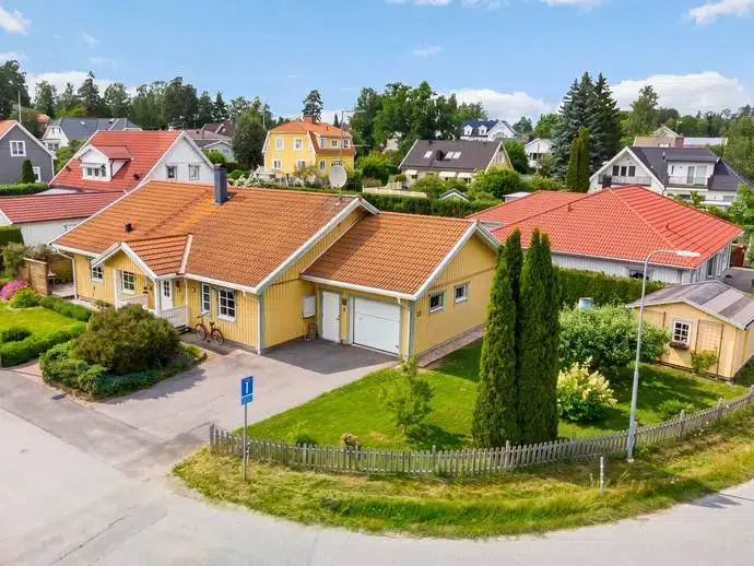 House, 4 rooms, 128 m²