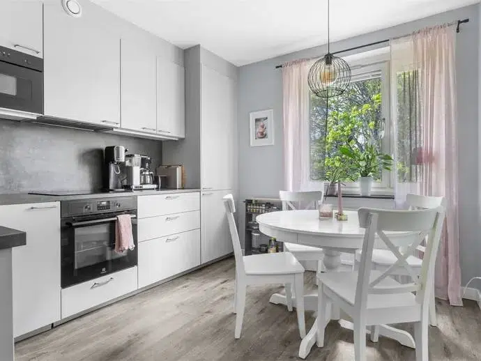 Apartment, 3 rooms, 68 m²