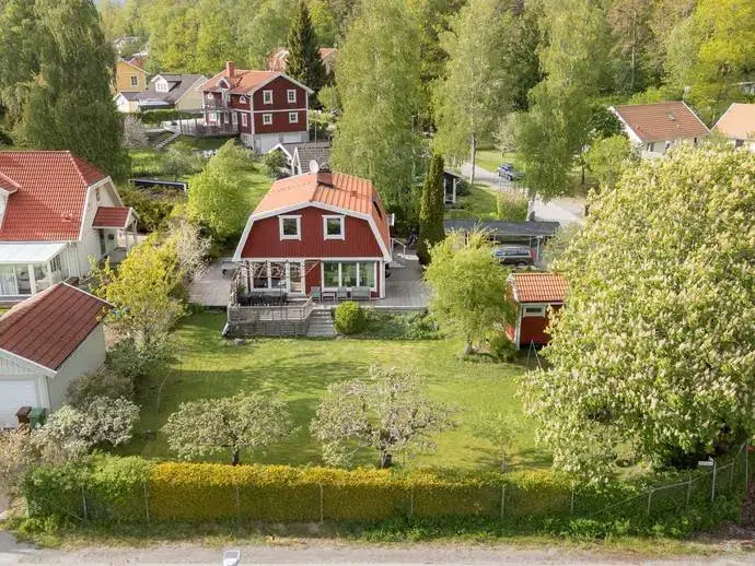 House, 8 rooms, 168 m²
