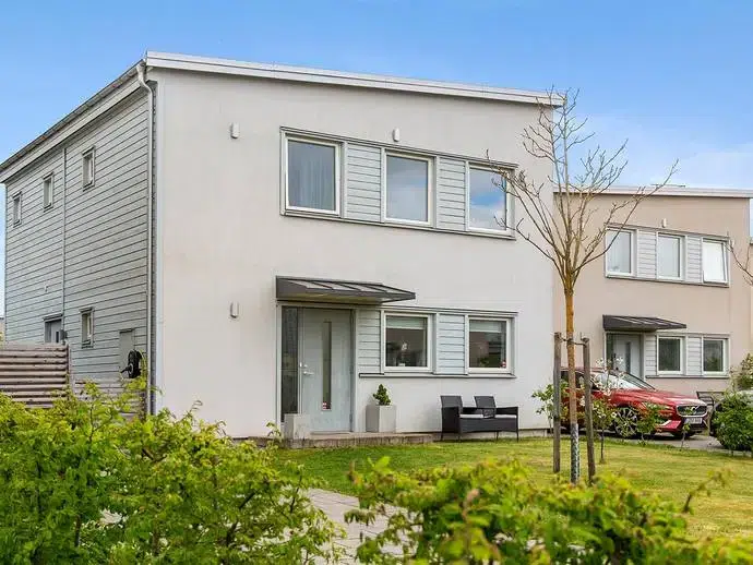 Apartment, 6 rooms, 116 m²