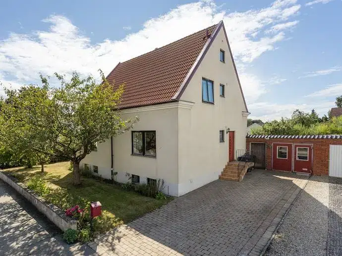 House, 5 rooms, 137 m²