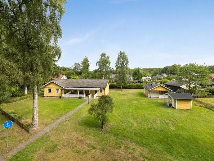 House, 4 rooms, 148 m²