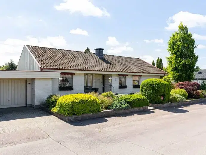 House, 4 rooms, 111 m²