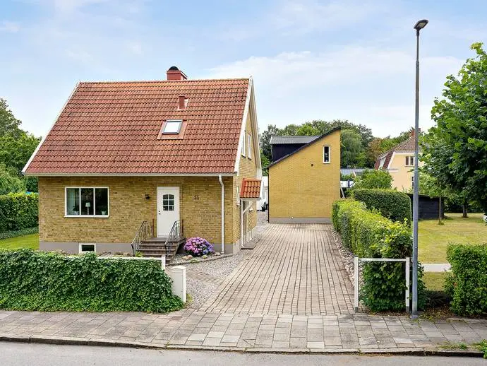 Bild 1 av 21 på Malmgatan 55A