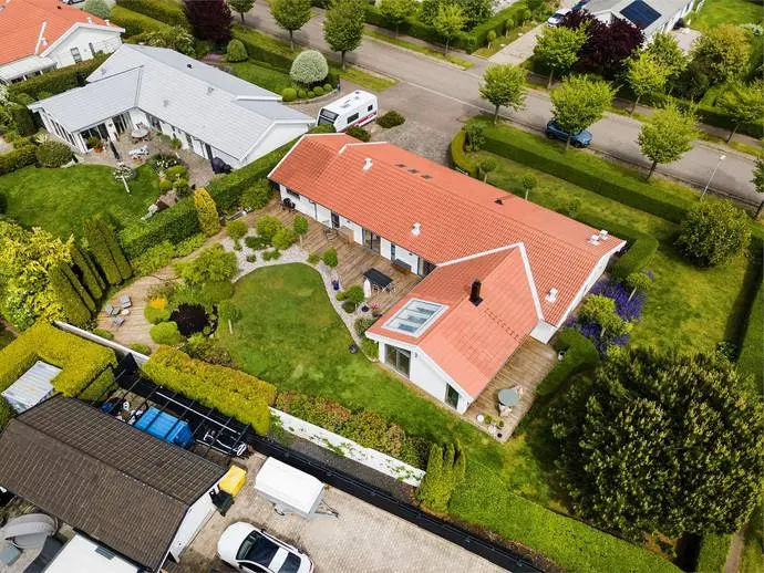 Bild 1 av 21 på Lagerhäggsgatan 7