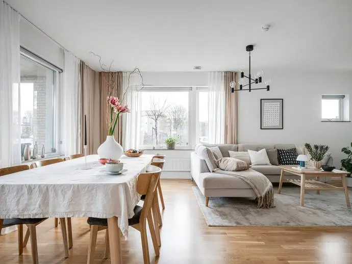 Bild 1 av 16 på Varbergsvägen 32A