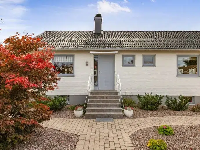 House, 3 rooms, 87 m²
