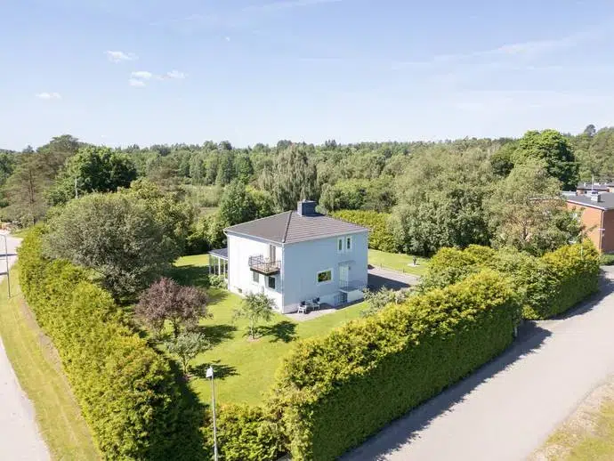 Villa, 8 rum, 180 m²