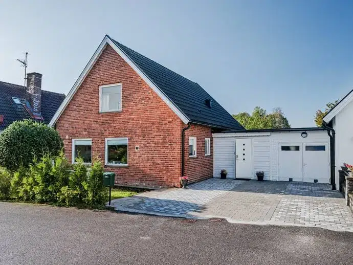 Lägenhet, 4 rum, 105 m²