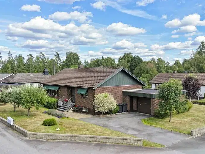 Villa, 6 rum, 101 m²