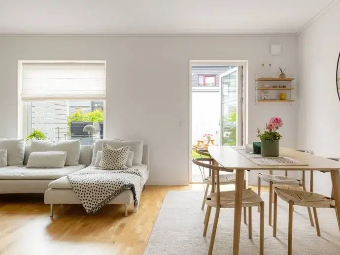 Par-/radhus, 5 rum, 106 m²