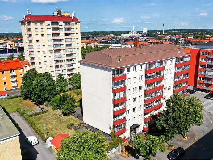 Image 1 of 21 of Källgatan 8