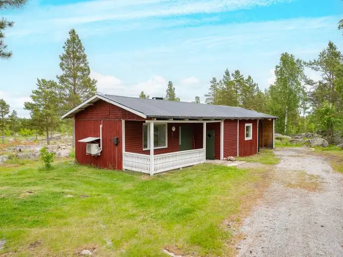 Image 1 of 18 of Stugbyvägen 14