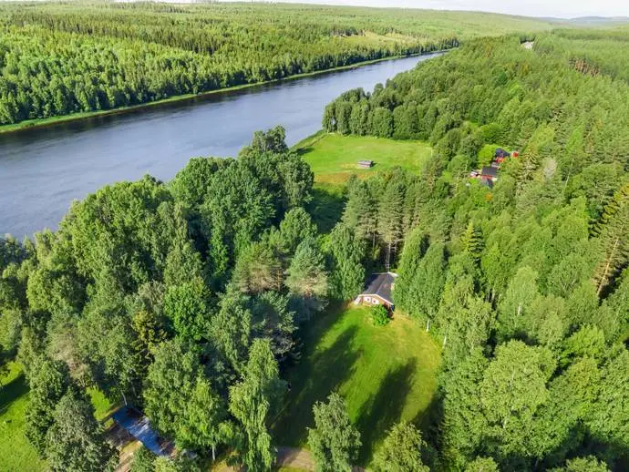 Bild 1 av 21 på Överrödå 6