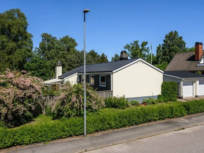 Bild 1 av 21 på Pär Lagerkvists väg 37