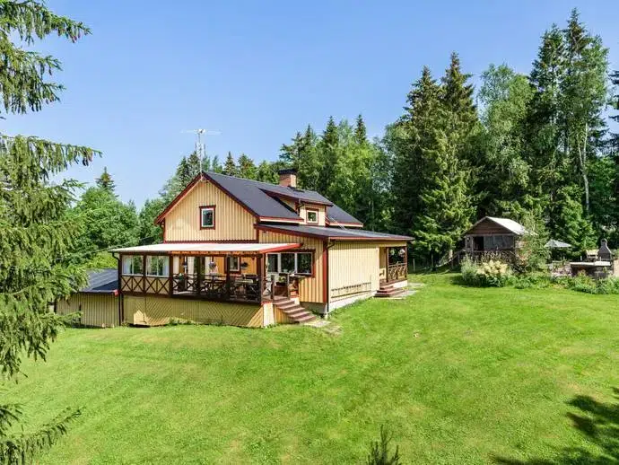 Villa, 7 rum, 285 m²