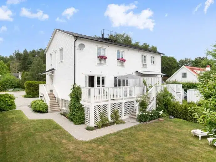 Par-/radhus, 6 rum, 123 m²
