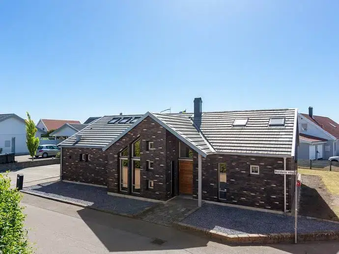 House, 5 rooms, 150 m²