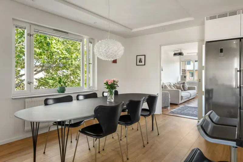 Apartment, 5 rooms, 131 m² in Täby