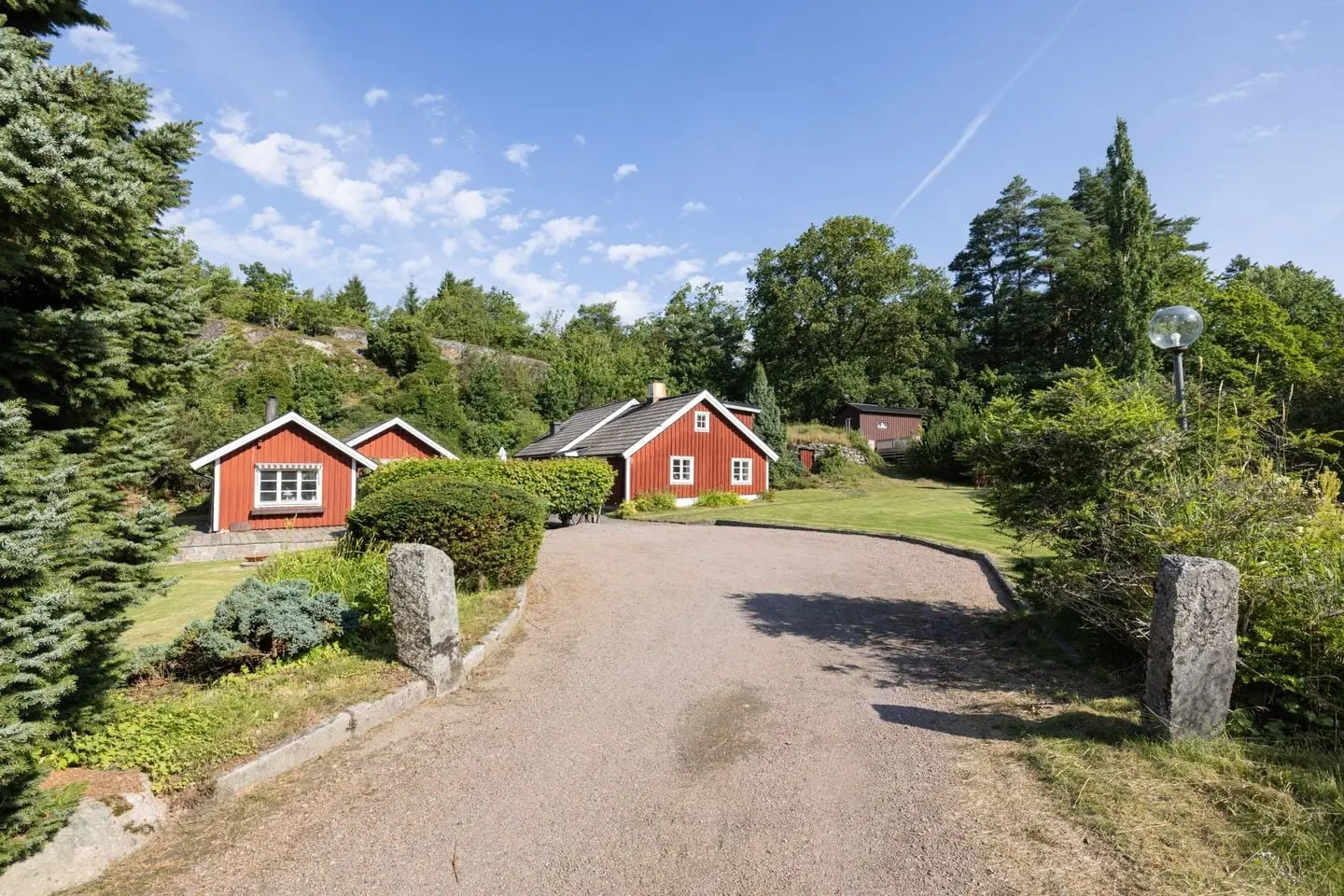 Image 1 of 63 of Åberget 110