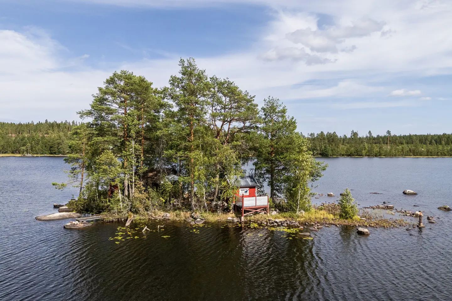 Bild 1 av 28 på Halsjön Västra