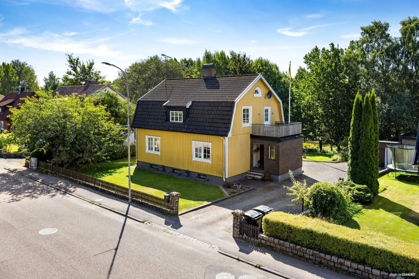 Bild 1 av 28 på Stockholmsvägen 24