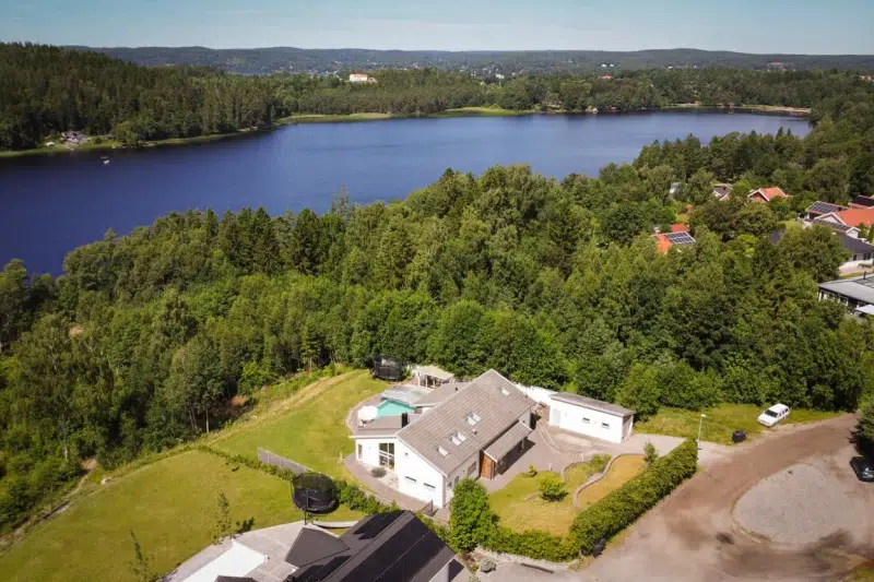 Villa, 7 rum, 238 m² i Lerum