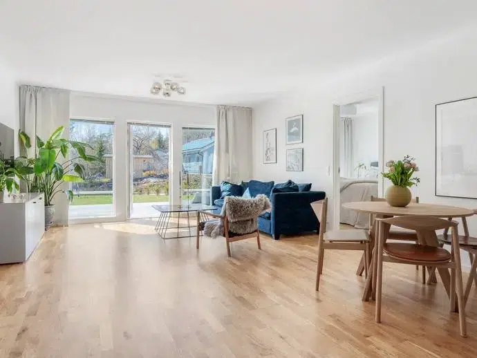Apartment, 4 rooms, 102 m²