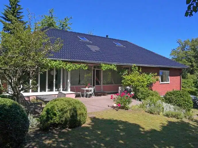 House, 9 rooms, 233 m²