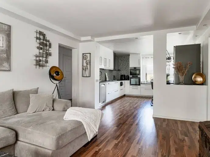 Apartment, 4 rooms, 106 m²