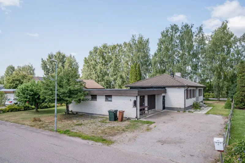 House, 4 rooms, 99 m²