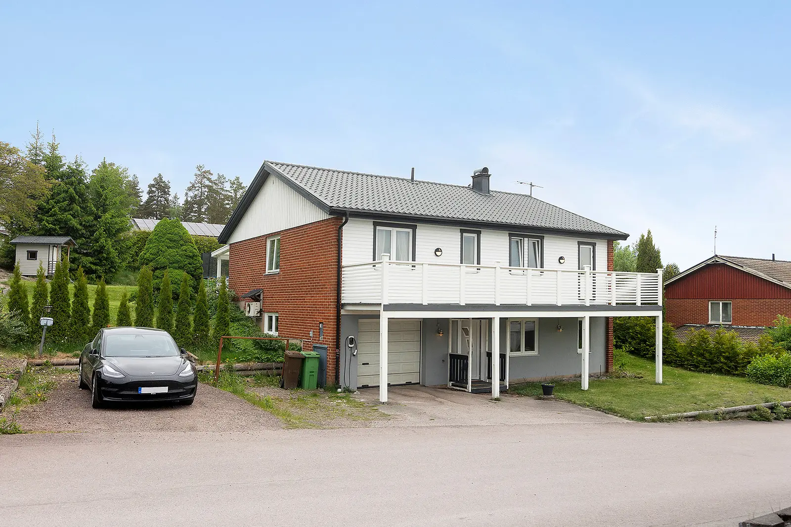 Bild 1 av 6 på Laxgatan 6