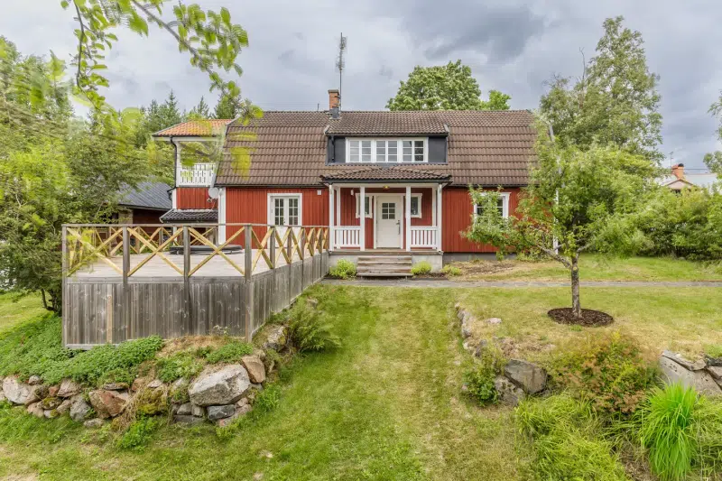 Farm, 6 rooms, 130 m²