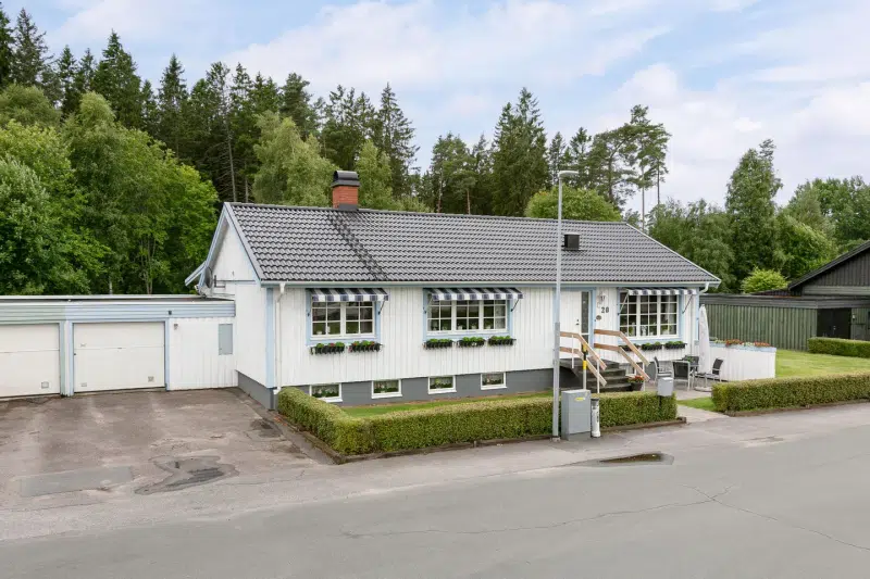 Villa, 7 rum, 103 m²