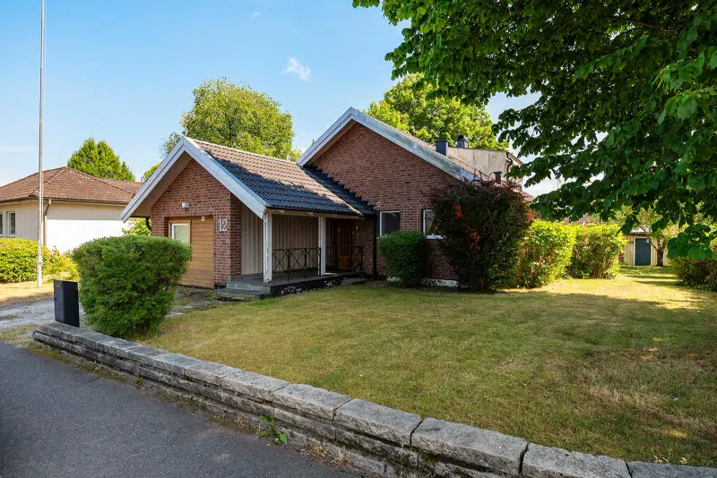 House, 7 rooms, 180 m²