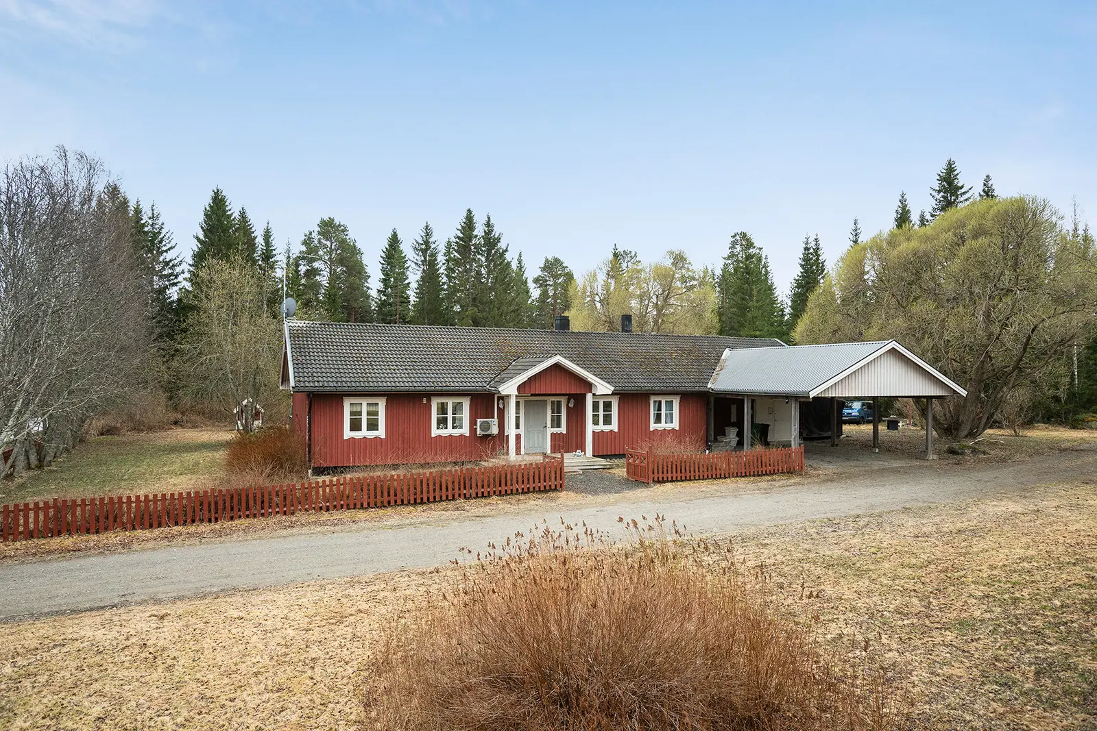 Bild 1 av 6 på Östra Sjulsmark 51
