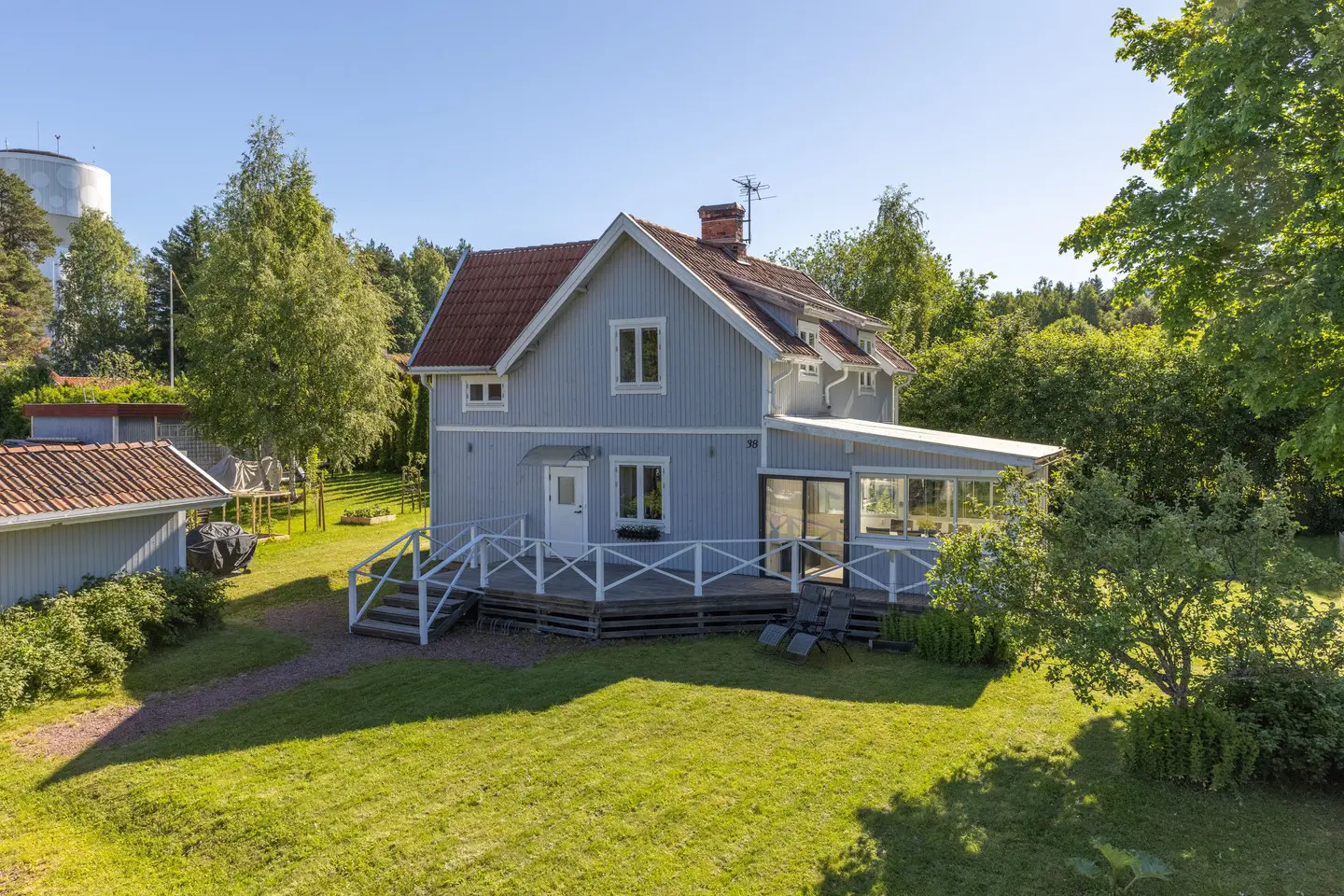 Image 1 of 6 of Lasarettsvägen 38