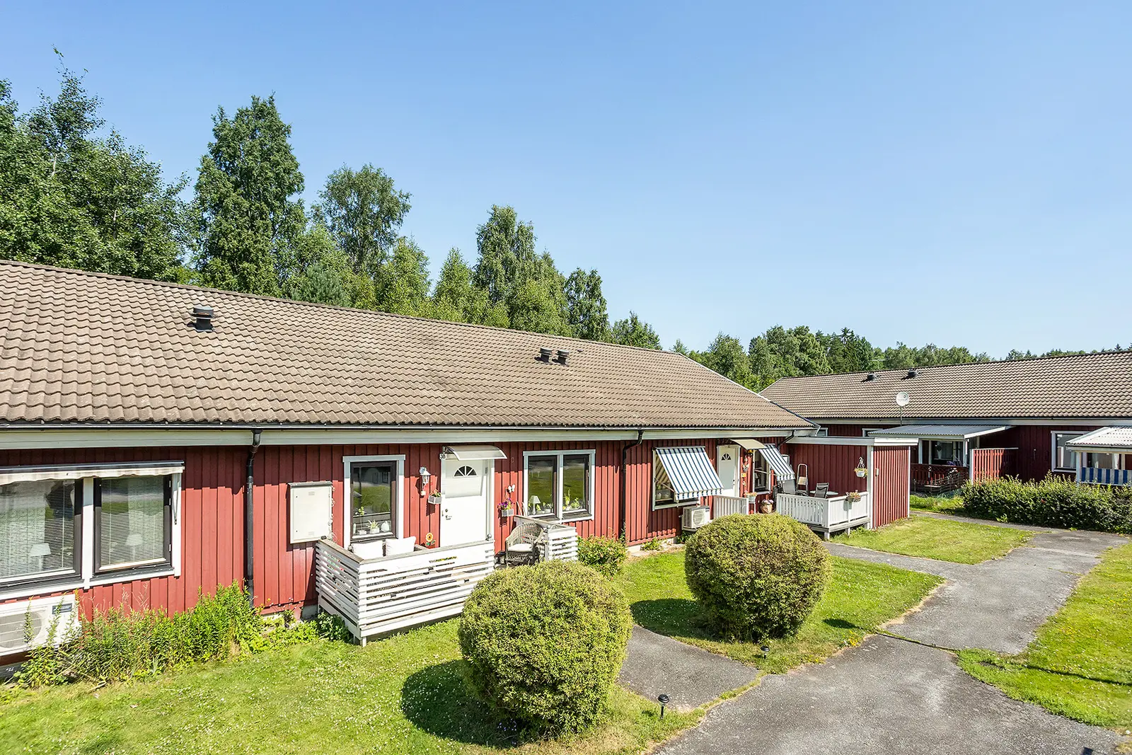 Bild 1 av 6 på Hyvlarevägen 3B