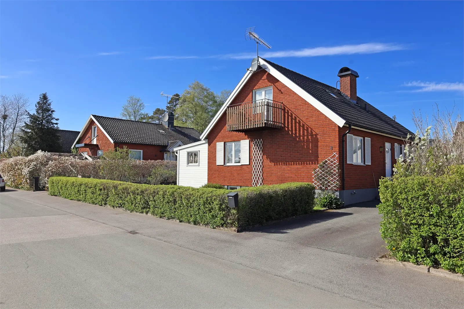 Bild 1 av 6 på Tovas väg 8