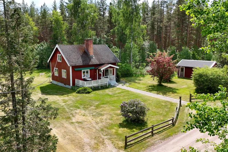 Villa, 4 rum, 107 m² i Högsby