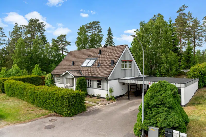 House, 6 rooms, 215 m² in Lessebo
