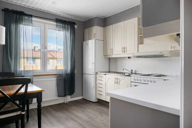Apartment, 2 rooms, 56 m² in Degerfors