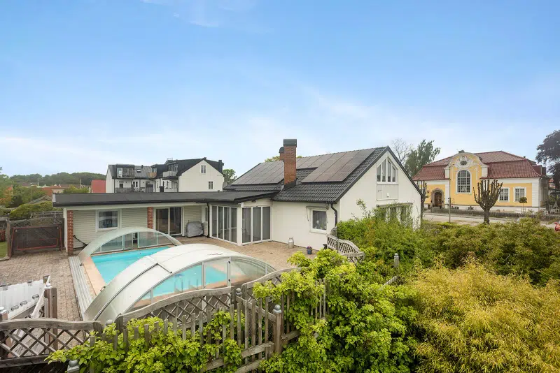 Villa, 7 rum, 219 m²