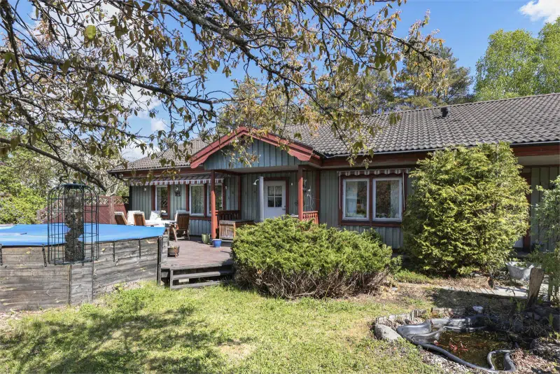 Villa, 5 rum, 145 m² i Östhammar