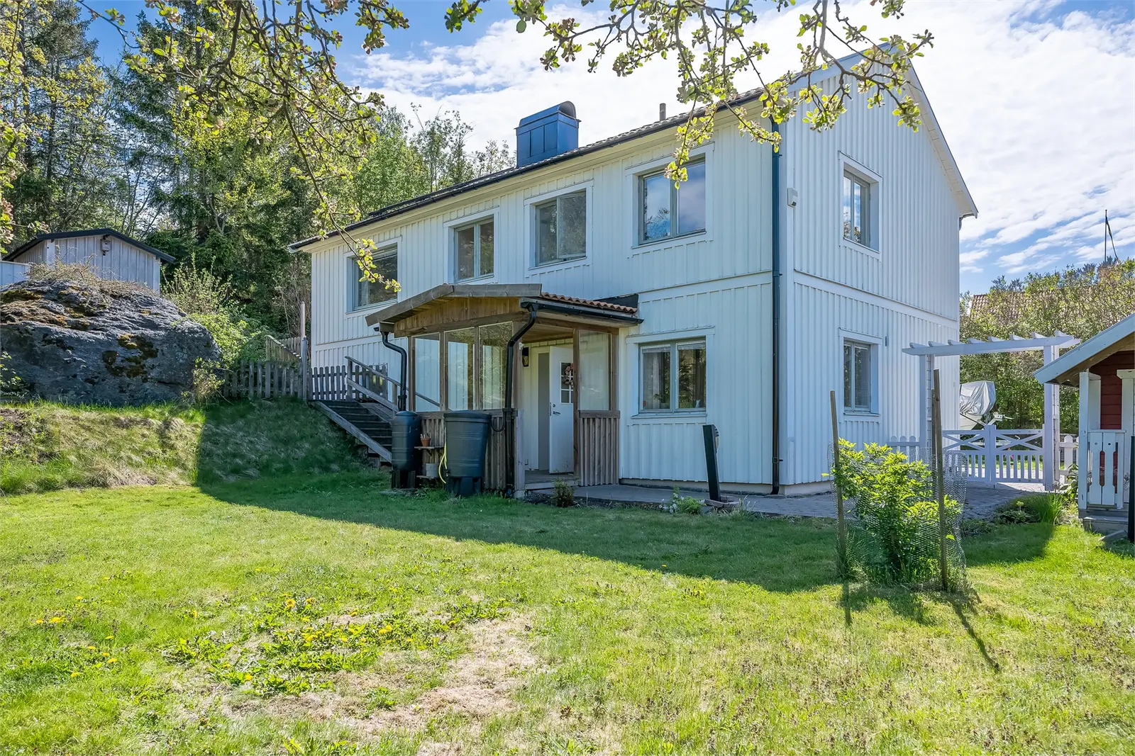 Image 1 of 6 of Hamnviksvägen 7