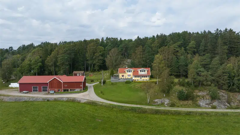 Farm, 6 rooms, 220 m² in Uddevalla