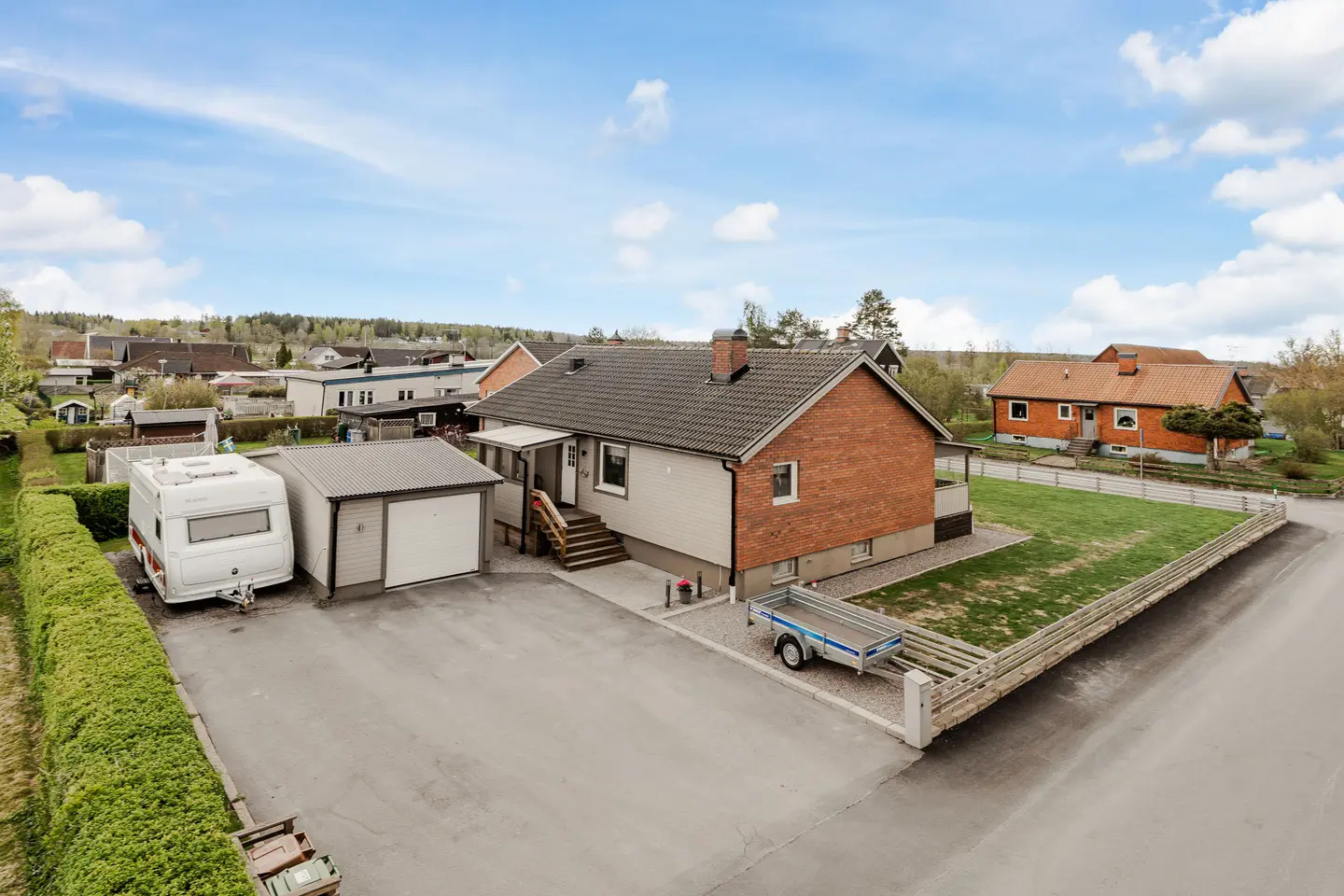 Bild 1 av 6 på Svanbygatan 23