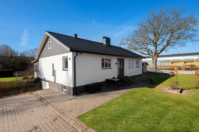 House, 5 rooms, 88 m² in Mark